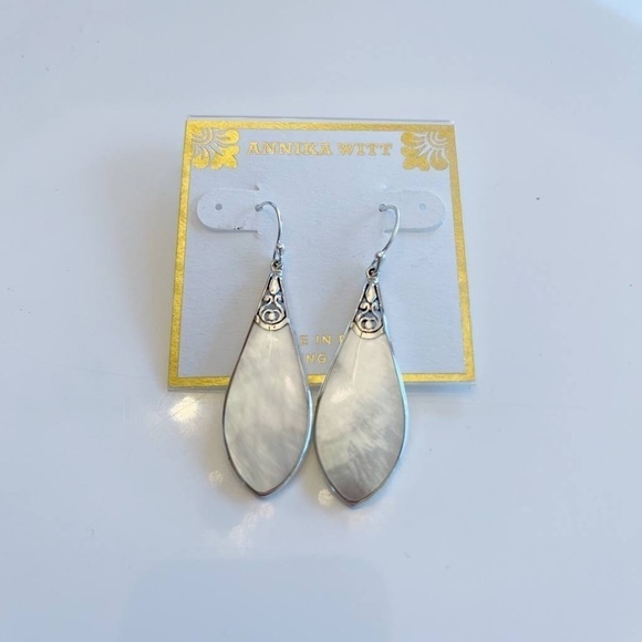 Annika Witt Sterling and Mother of Pearl Drop Earrings - Picture 1 of 1